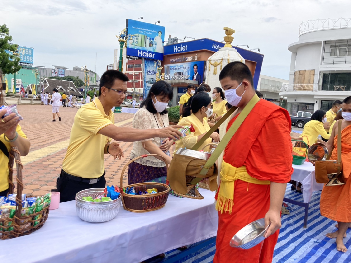 ? พช.ขอนแก่น : ร่วมกิจกรรมเฉลิมพระเกียรติเนื่องในโอกาสวันเฉลิมพระชนมพรรษาพระบาทสมเด็จพระเจ้าอยู่หัว 28 กรกฎาคม 2563 ?