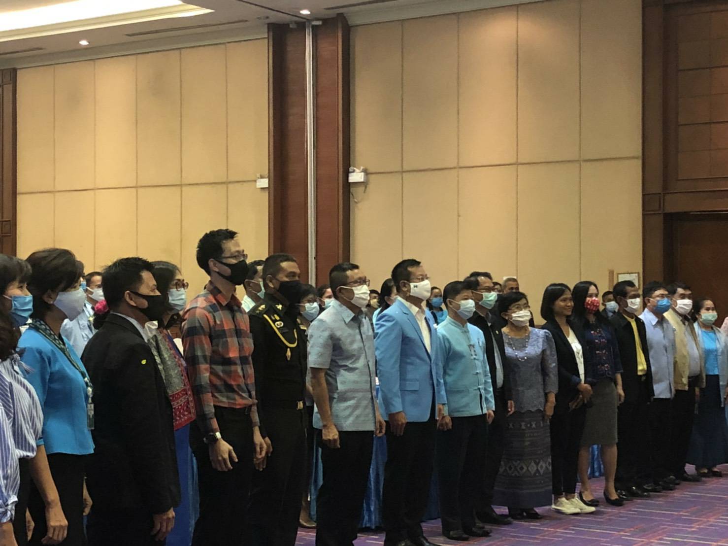 ? พช.ขอนแก่น : ร่วมเวทีอภิปรายในการประชุมเชิงปฏิบัติการพัฒนาศักยภาพคณะกรรมการพัฒนาคุณภาพ ชีวิตระดับอำเภอ จังหวัดขอนแก่น ปีงบประมาณ 2563 ?