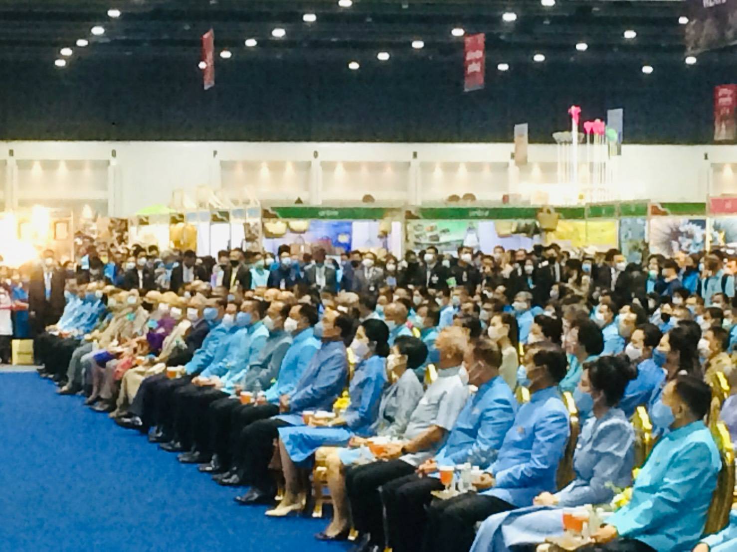 ? พช.ขอนแก่น : ร่วมพิธีเปิดงานศิลปาชีพประทีปไทย OTOP ก้าวไกลด้วยพระบารมี ประจำปี 2563 ?
