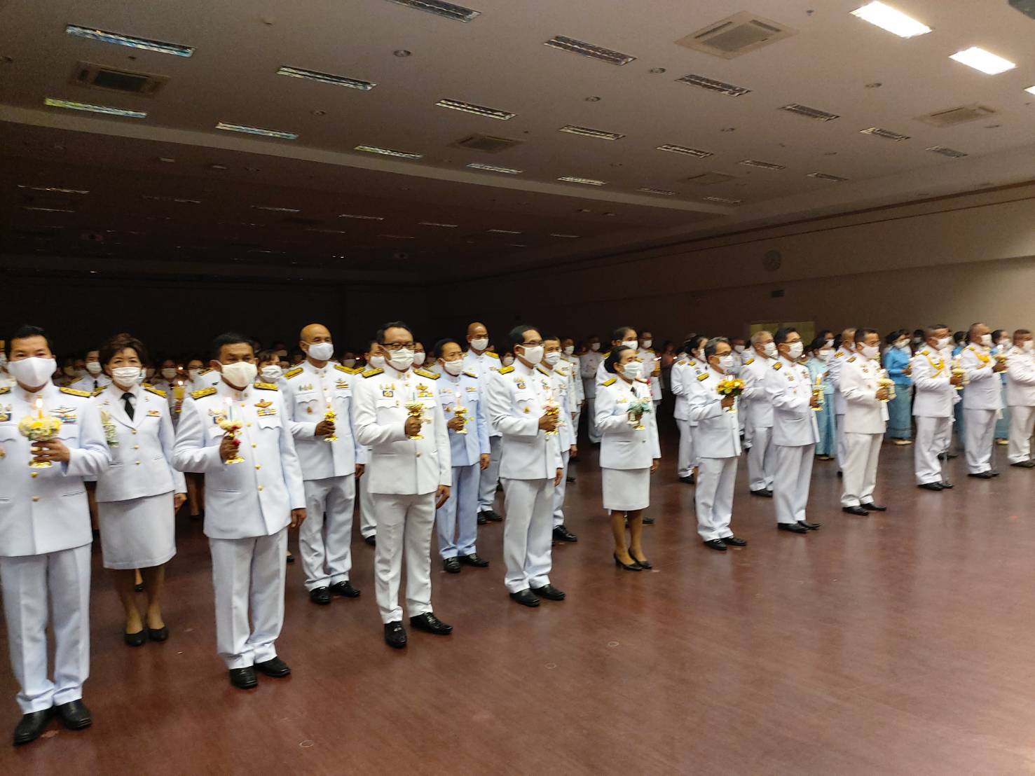 ? พช.ขอนแก่น : ร่วมพิธีถวายเครื่องราชสักการะและวางพานพุ่ม พิธีจุดเทียนชัยถวายพระพรชัยมงคล เนื่องในโอกาสวันเฉลิมพระชนมพรรษาสมเด็จพระนางเจ้าสิริกิติ์ พระบรมราชินีนาถ พระบรมราชชนนีพันปีหลวง 12 สิงหาคม 2563 ?