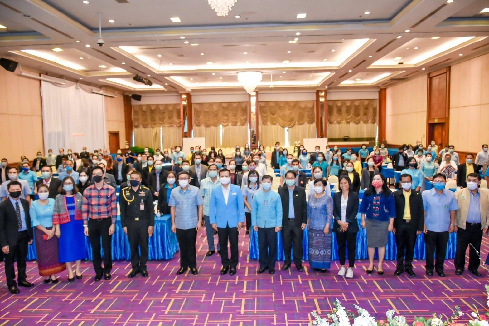 ? พช.ขอนแก่น : ร่วมเวทีอภิปรายในการประชุมเชิงปฏิบัติการพัฒนาศักยภาพคณะกรรมการพัฒนาคุณภาพ ชีวิตระดับอำเภอ จังหวัดขอนแก่น ปีงบประมาณ 2563 ?
