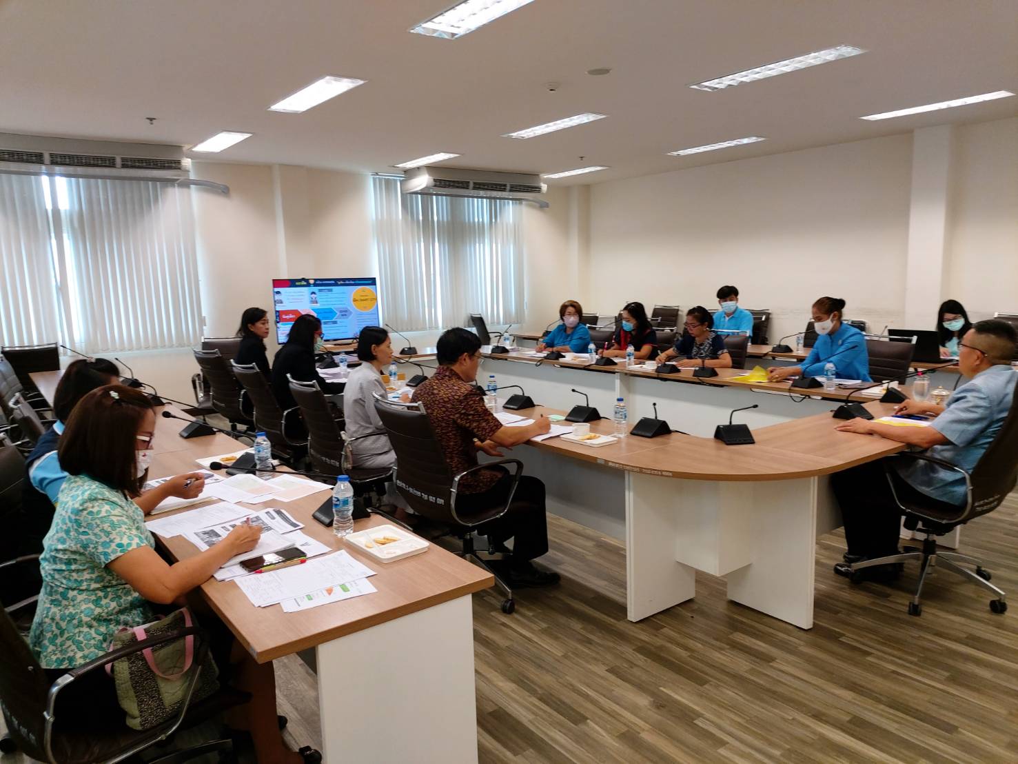 ? พช.ขอนแก่น : ประชุมคณะทำงานขับเคลื่อน โครงการคู่เสี่ยว เกี่ยวก้อย แก้จนคนขอนแก่น (เฉพาะหน่วยงานที่เกี่ยวข้องกับเด็กและการศึกษา) ครั้งที่ 1/2563 ?