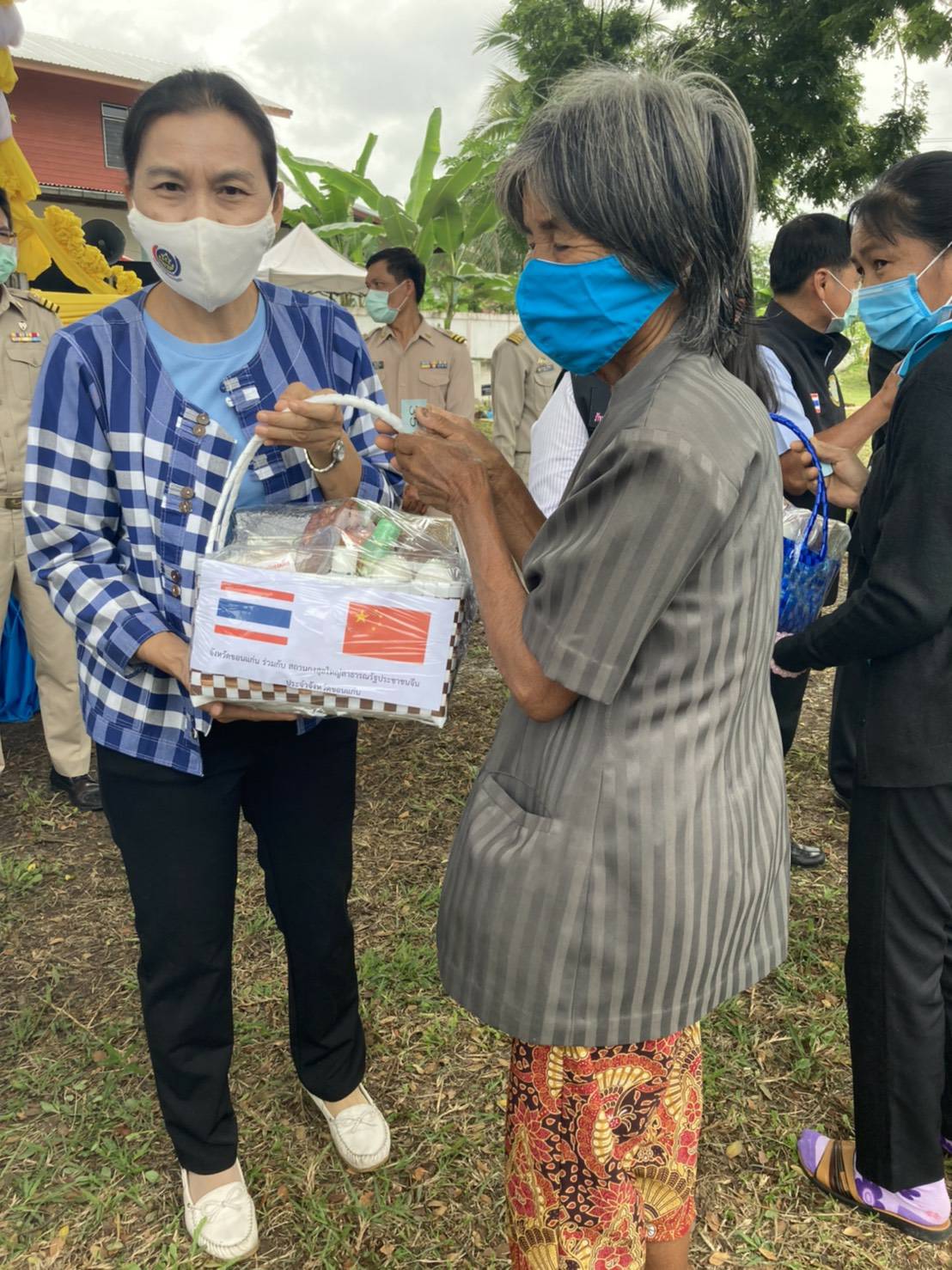 ? พช.ขอนแก่น : ร่วมโครงการ “หน่วยบำบัดทุกข์ บำรุงสุข สร้างรอยยิ้มให้กับประชาชน” ณ อำเภอเวียงเก่า จังหวัดขอนแก่น ?