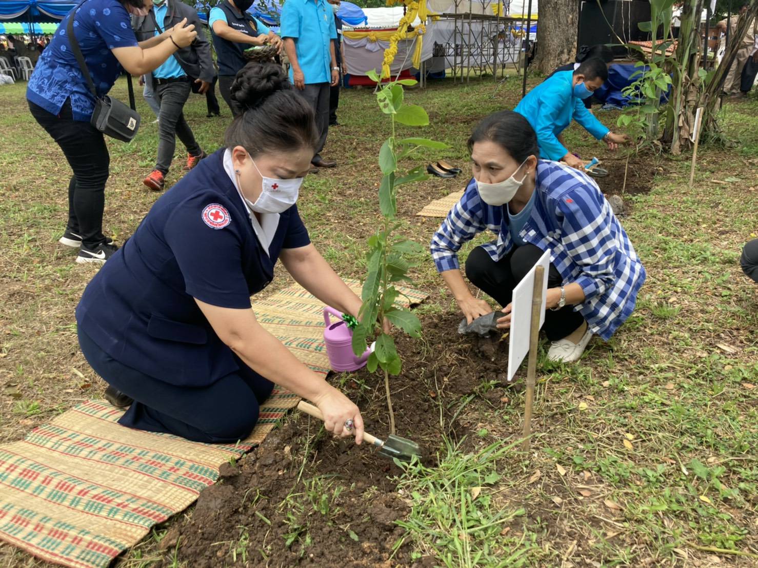 ? พช.ขอนแก่น : ร่วมโครงการ “หน่วยบำบัดทุกข์ บำรุงสุข สร้างรอยยิ้มให้กับประชาชน” ณ อำเภอเวียงเก่า จังหวัดขอนแก่น ?