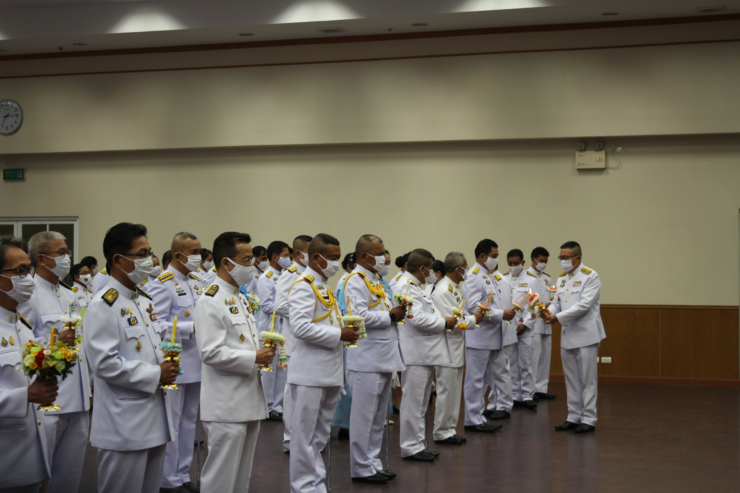 ? พช.ขอนแก่น : ร่วมพิธีถวายเครื่องราชสักการะและวางพานพุ่ม พิธีจุดเทียนชัยถวายพระพรชัยมงคล เนื่องในโอกาสวันเฉลิมพระชนมพรรษาสมเด็จพระนางเจ้าสิริกิติ์ พระบรมราชินีนาถ พระบรมราชชนนีพันปีหลวง 12 สิงหาคม 2563 ?