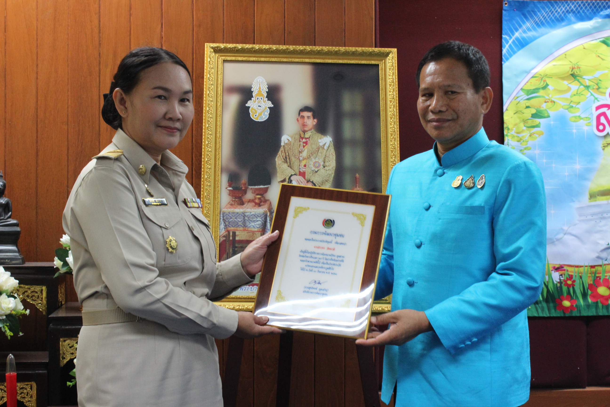 ? พช.ขอนแก่น : จัดประชุมเชิงปฏิบัติการสร้างความเข้าใจการขับเคลื่อนโครงการพัฒนาพื้นที่ต้นแบบการพัฒนาคุณภาพชีวิตตามทฤษฎีใหม่ ประยุกต์สู่ “โคก หนอง นา โมเดล” ?