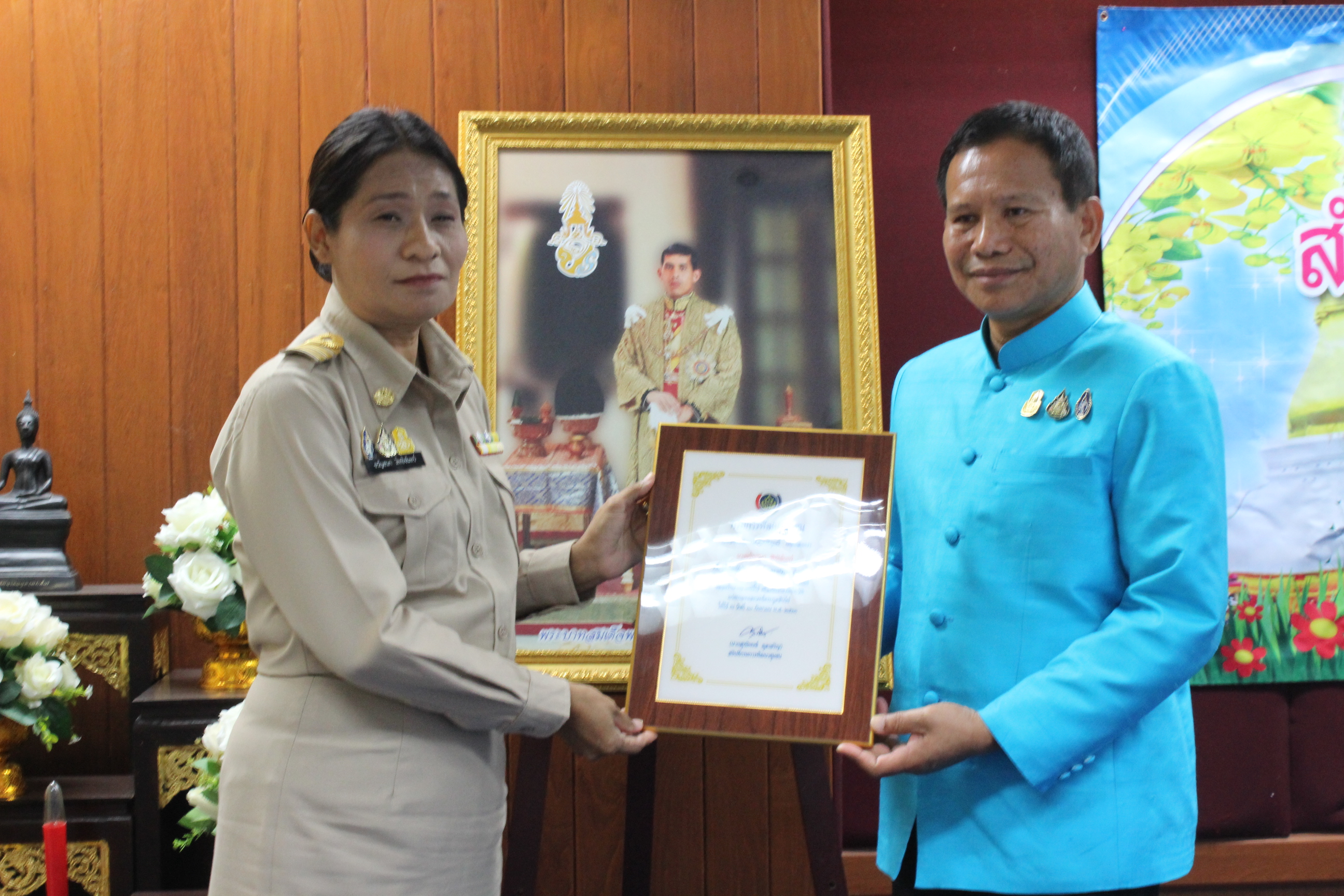 ? พช.ขอนแก่น : จัดประชุมเชิงปฏิบัติการสร้างความเข้าใจการขับเคลื่อนโครงการพัฒนาพื้นที่ต้นแบบการพัฒนาคุณภาพชีวิตตามทฤษฎีใหม่ ประยุกต์สู่ “โคก หนอง นา โมเดล” ?