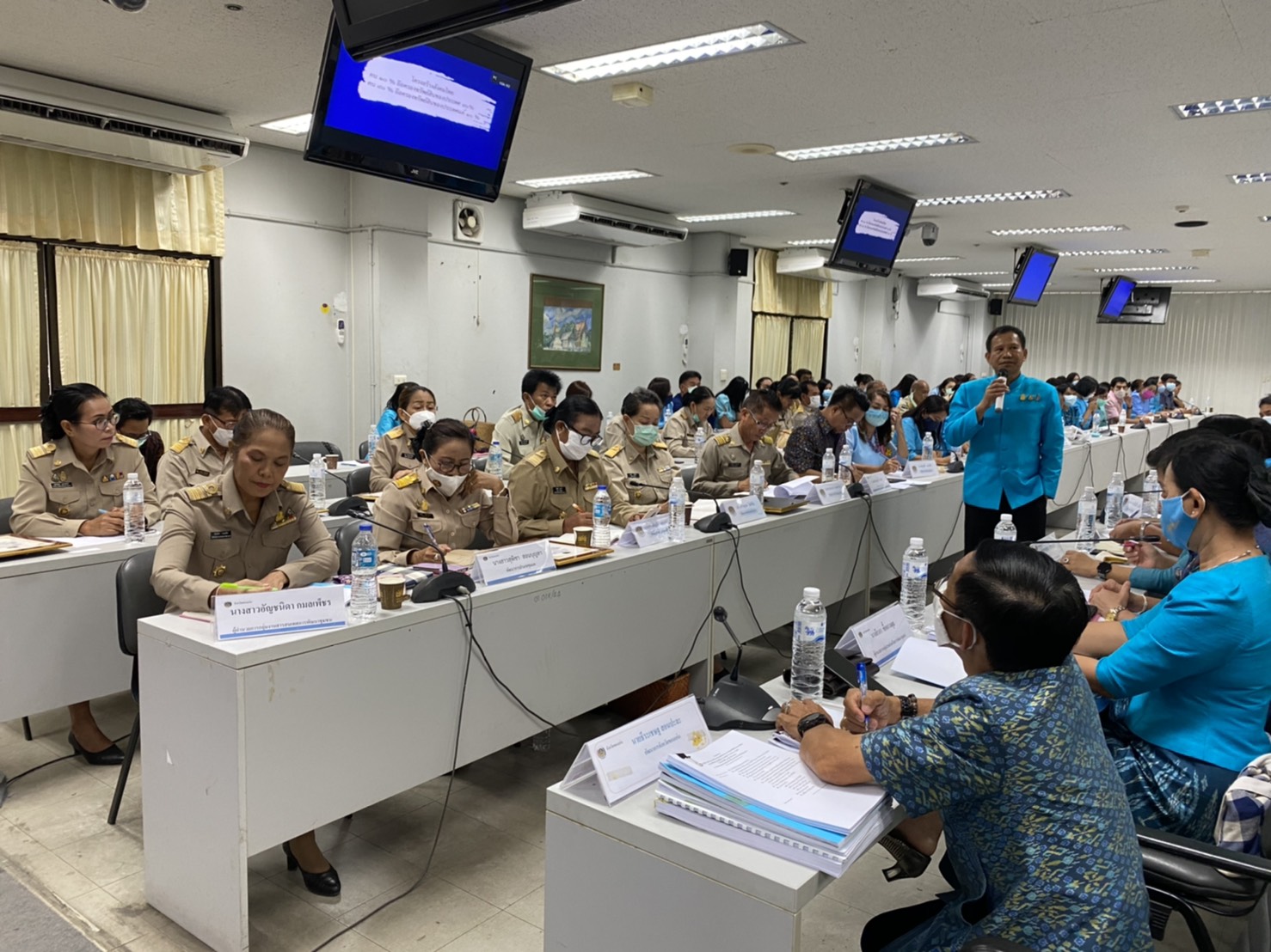 ? พช.ขอนแก่น : จัดประชุมเชิงปฏิบัติการสร้างความเข้าใจการขับเคลื่อนโครงการพัฒนาพื้นที่ต้นแบบการพัฒนาคุณภาพชีวิตตามทฤษฎีใหม่ ประยุกต์สู่ “โคก หนอง นา โมเดล” ?