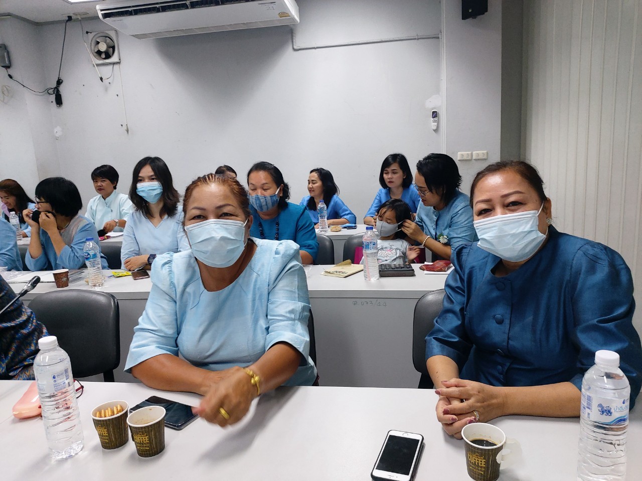 ? พช.ขอนแก่น : จัดประชุมเชิงปฏิบัติการสร้างความเข้าใจการขับเคลื่อนโครงการพัฒนาพื้นที่ต้นแบบการพัฒนาคุณภาพชีวิตตามทฤษฎีใหม่ ประยุกต์สู่ “โคก หนอง นา โมเดล” ?
