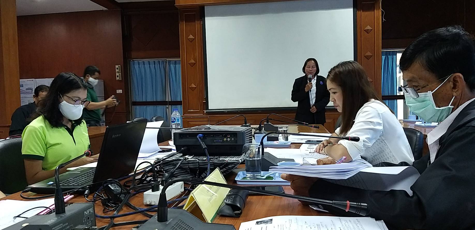 ? พช.ขอนแก่น : ร่วมประชุมคณะกรรมการสรรหากรรมการผู้แทนวิสาหกิจชุมชนจังหวัดขอนแก่น ครั้งที่ 2/2563 (เพิ่มเติม) ?