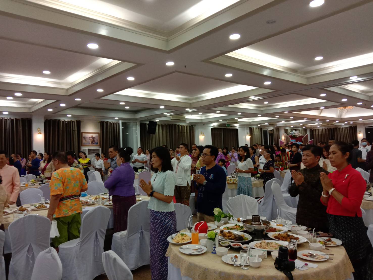 ? พช.ขอนแก่น : ร่วมงานแสดงมุทิตาจิตผู้เกษียณอายุราชการจังหวัดขอนแก่น ประจำปี พ.ศ.2563 ?