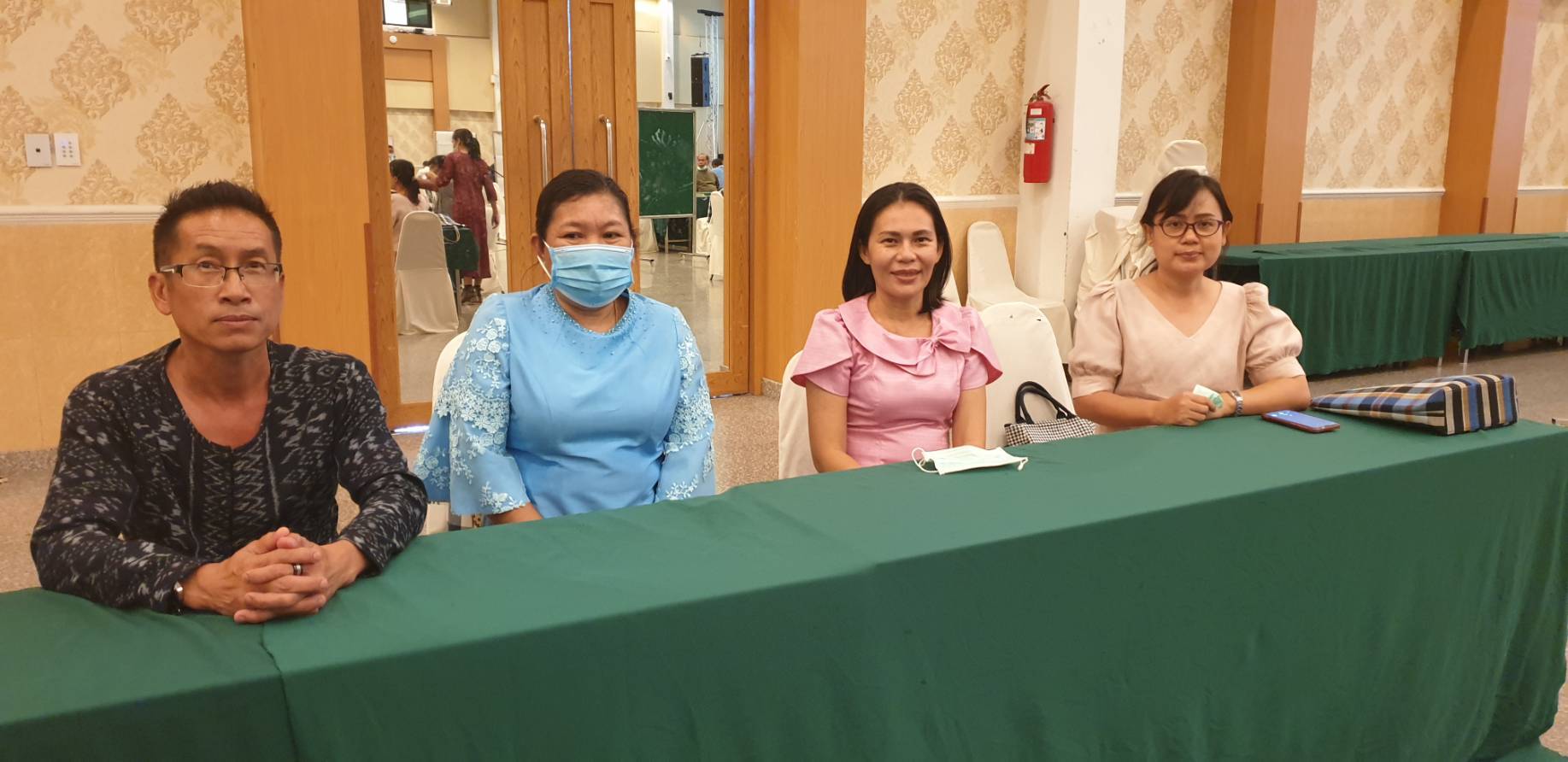 ? พช.ขอนแก่น : ร่วมประชุมเชิงปฏิบัติการประเมินผลการดำเนินงานชุมชนท่องเที่ยว OTOP นวัตวิถี แบบเสริมพลัง (Empowerment Evaluation : EE) ?