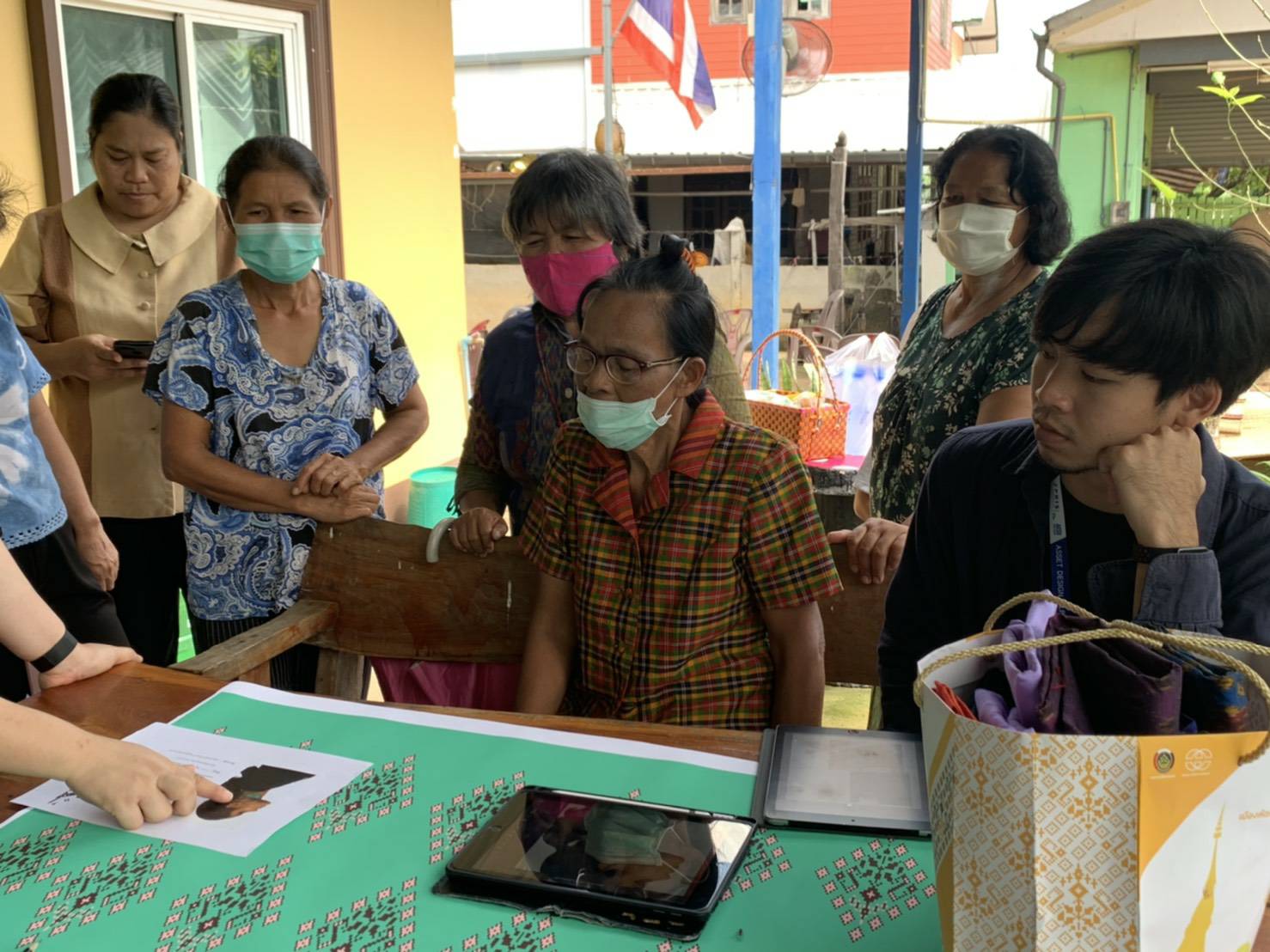 ? พช.ขอนแก่น : ลงพื้นที่ให้คำแนะนำและติดตามการออกแบบ (L Camp on Site) ?