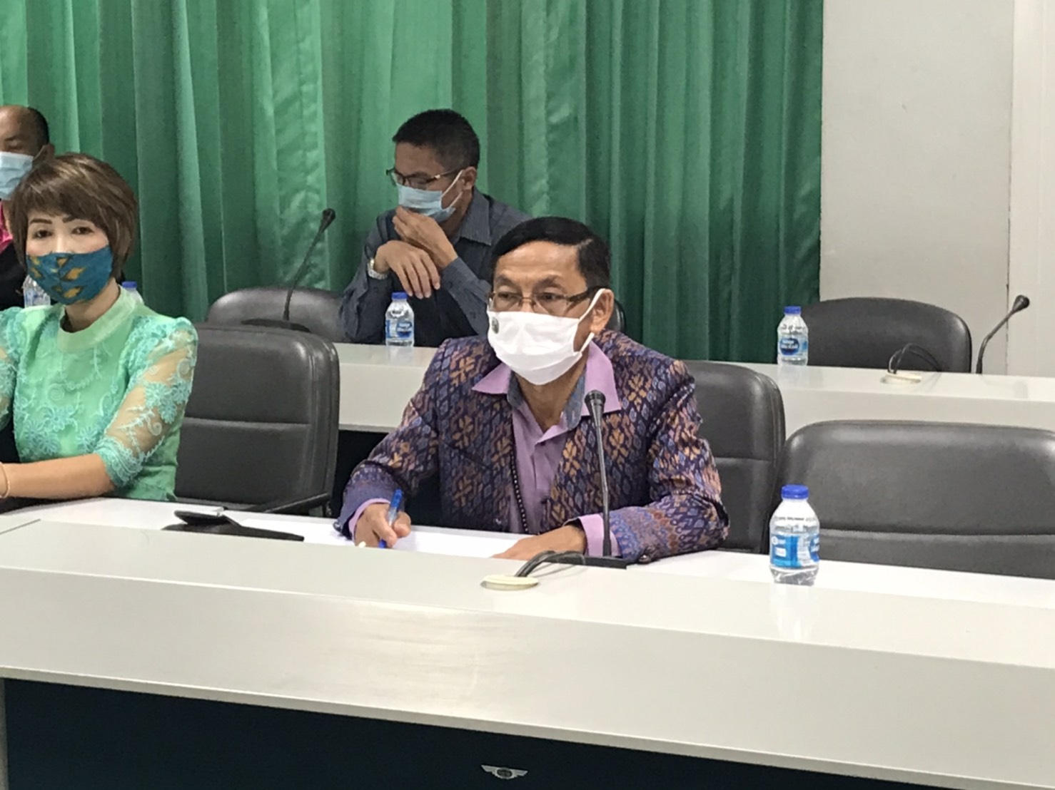 ? พช.ขอนแก่น : ร่วมประชุมหารือการจัดงานเทศกาลไหมนานาชาติ ประเพณีผูกเสี่ยวและงานกาชาด จังหวัดขอนแก่น ประจำปี 2563 ?