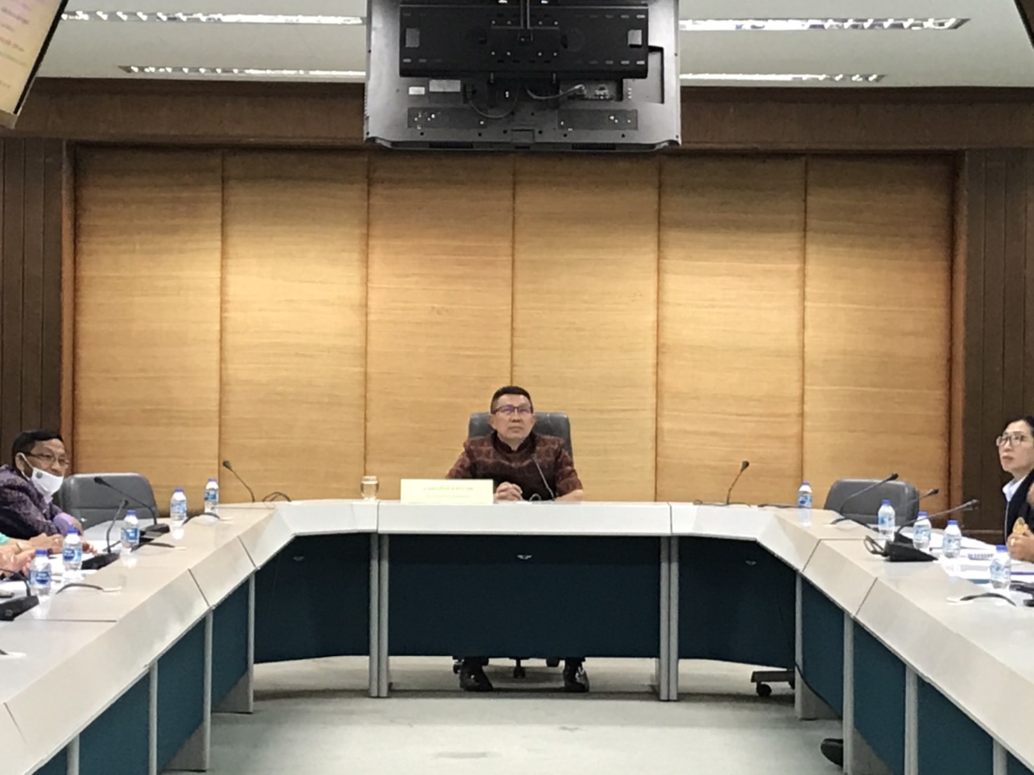 ? พช.ขอนแก่น : ร่วมประชุมหารือการจัดงานเทศกาลไหมนานาชาติ ประเพณีผูกเสี่ยวและงานกาชาด จังหวัดขอนแก่น ประจำปี 2563 ?