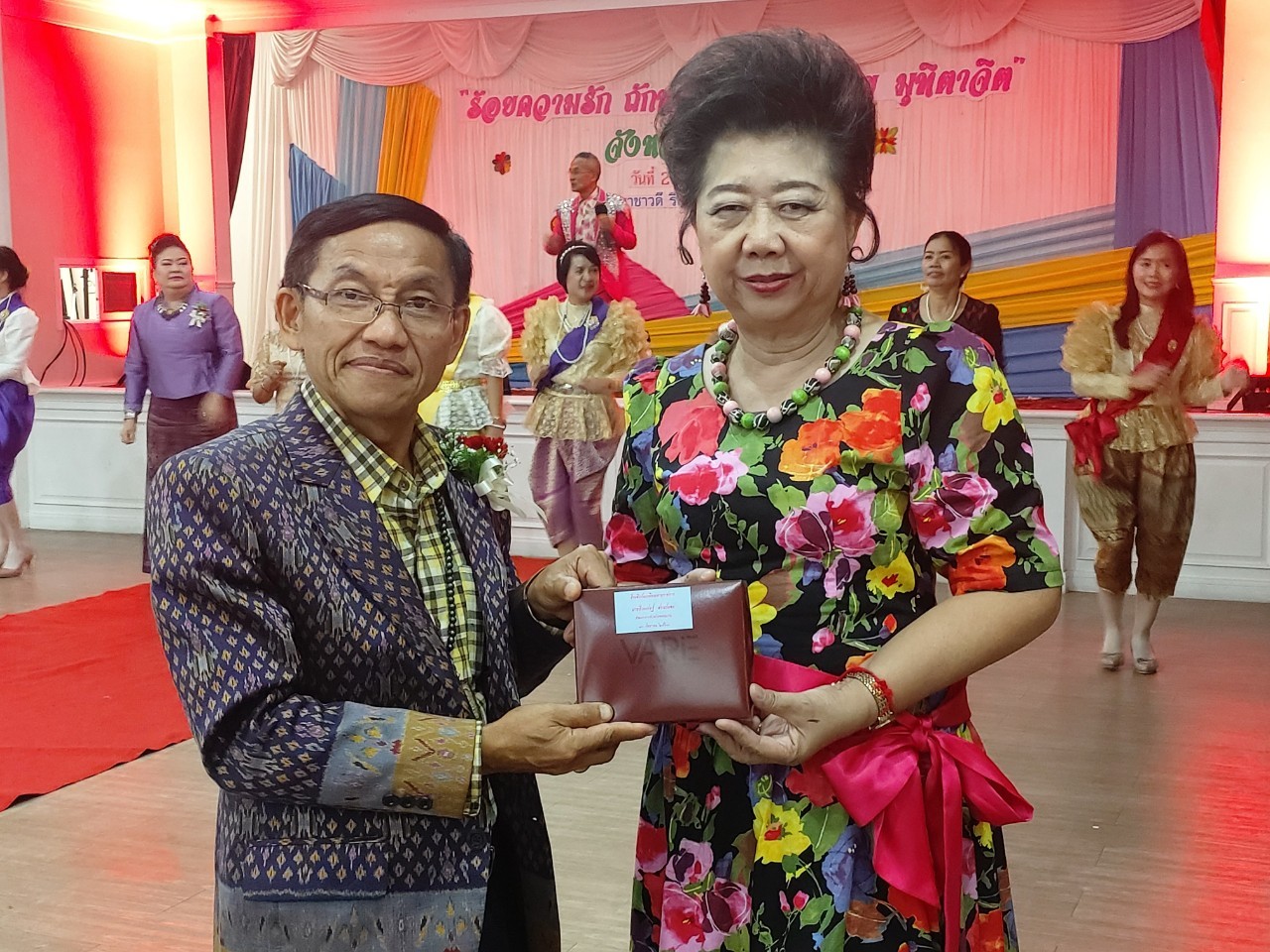 ? พช.ขอนแก่น : ร่วมงานแสดงมุทิตาจิตผู้เกษียณอายุราชการจังหวัดขอนแก่น ประจำปี พ.ศ.2563 ?