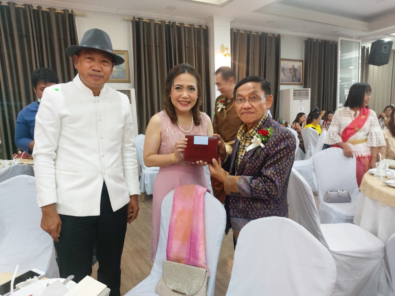 ? พช.ขอนแก่น : ร่วมงานแสดงมุทิตาจิตผู้เกษียณอายุราชการจังหวัดขอนแก่น ประจำปี พ.ศ.2563 ?