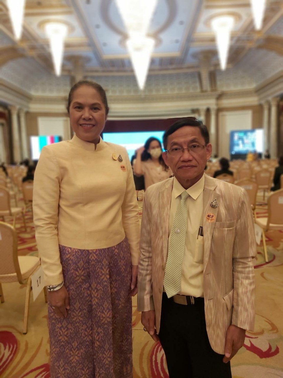 ? พช.ขอนแก่น : รับรางวัลเลิศรัฐ ประจำปี 2563 รางวัลการบริหารราชการแบบมีส่วนร่วม ประเภทรางวัลร่วมใจแก้จน” ?