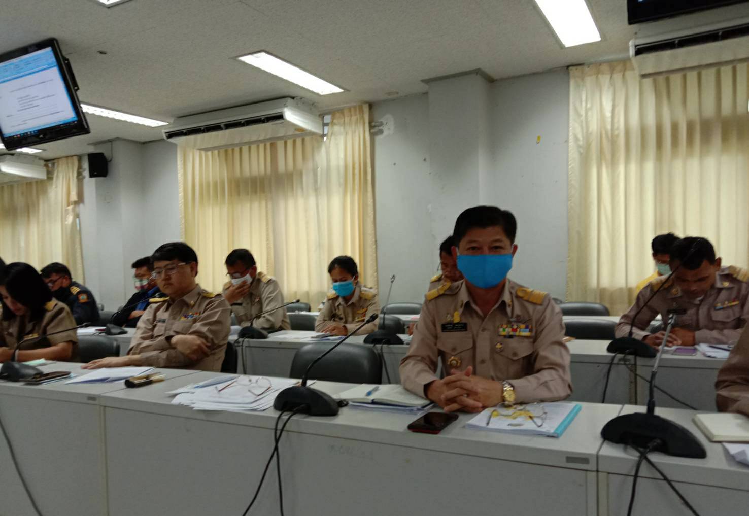 ? พช.ขอนแก่น : ร่วมประชุมเตรียมความพร้อมในการลงพื้นที่ติดตามการดำเนินงานการขับเคลื่อนไทยไปด้วยกันจังหวัดขอนแก่น ของนายประภัตร โพธสุธน รมต.ช่วยว่าการกระทรวงเกษตรและสหกรณ์ และคณะ ?