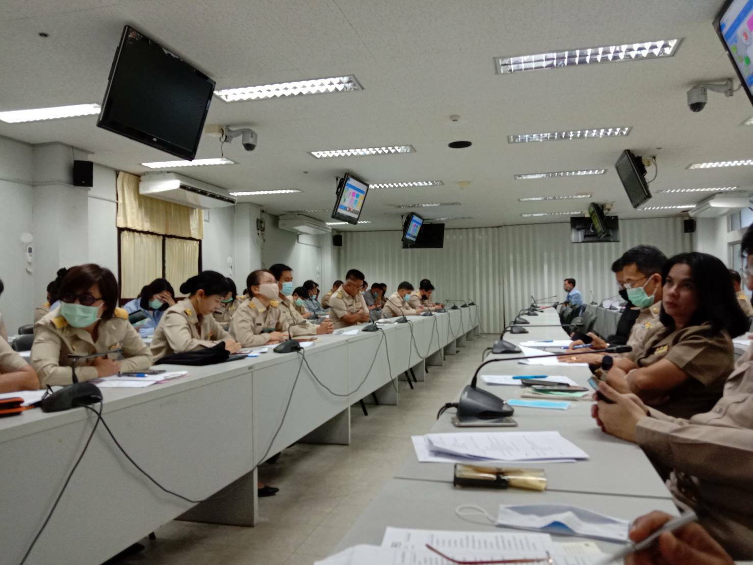 ? พช.ขอนแก่น : ร่วมประชุมเตรียมความพร้อมในการลงพื้นที่ติดตามการดำเนินงานการขับเคลื่อนไทยไปด้วยกันจังหวัดขอนแก่น ของนายประภัตร โพธสุธน รมต.ช่วยว่าการกระทรวงเกษตรและสหกรณ์ และคณะ ?