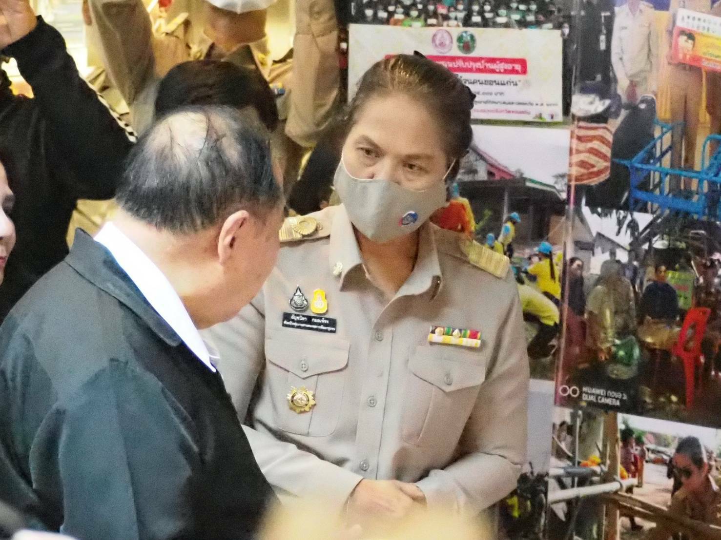 ? พช.ขอนแก่น : ร่วมประชุมชี้แจงดำเนินการแก้ไขปัญหาความยากจน และความเหลื่อมล้ำในระดับพื้นที่ จังหวัดสมุทรสงคราม?