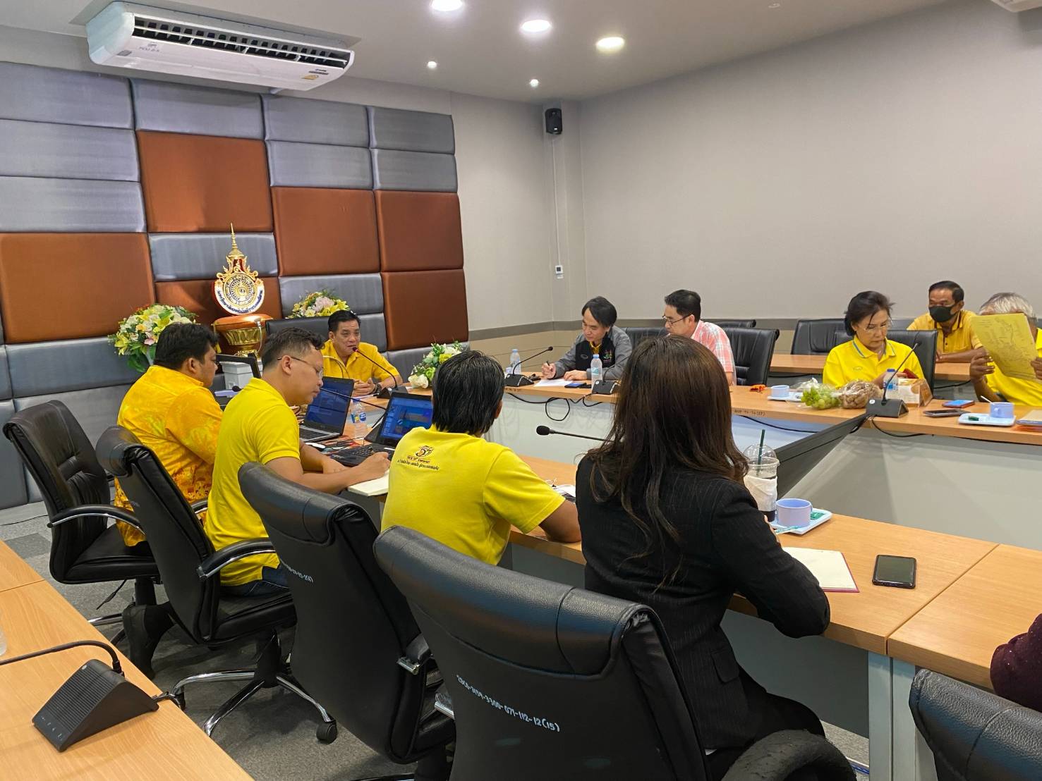 ? พช.ขอนแก่น : ร่วมประชุมขับเคลื่อนเกษตรกรสู่ Smart Farmer ?
