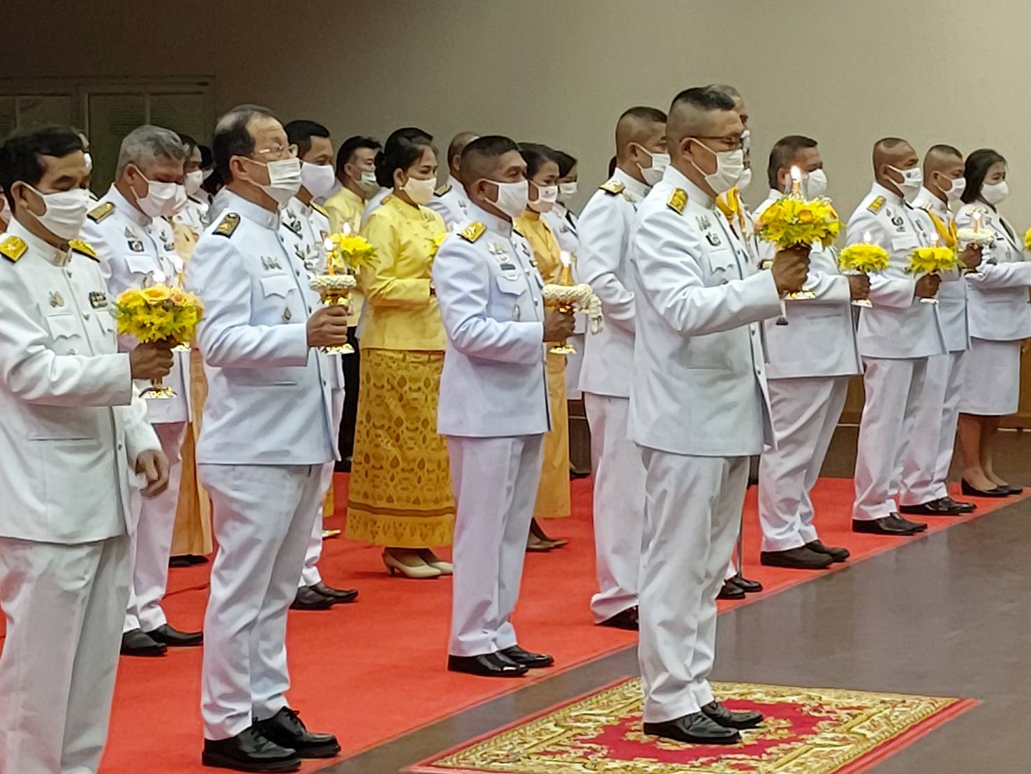 ? พช.ขอนแก่น : ร่วมพิธีจุดเทียนเพื่อน้อมรำลึกในพระมาหกรุณาธิคุณพระบามสมเด็จพระบรมชนกาธิเบศร มหาภูมิพลอดุลยเดชมหาราช บรมนาถบพิตร ?