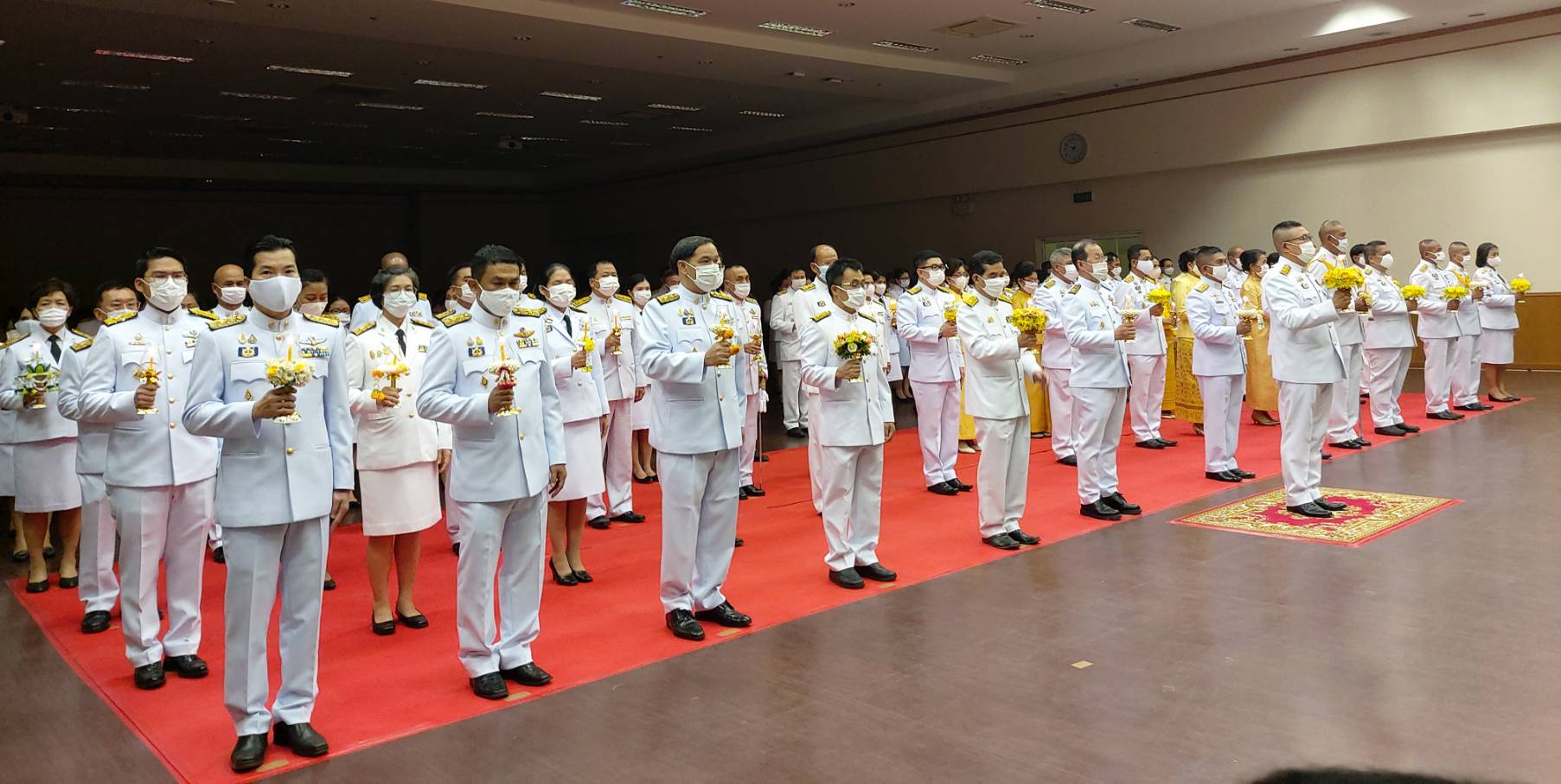 ? พช.ขอนแก่น : ร่วมพิธีจุดเทียนเพื่อน้อมรำลึกในพระมาหกรุณาธิคุณพระบามสมเด็จพระบรมชนกาธิเบศร มหาภูมิพลอดุลยเดชมหาราช บรมนาถบพิตร ?
