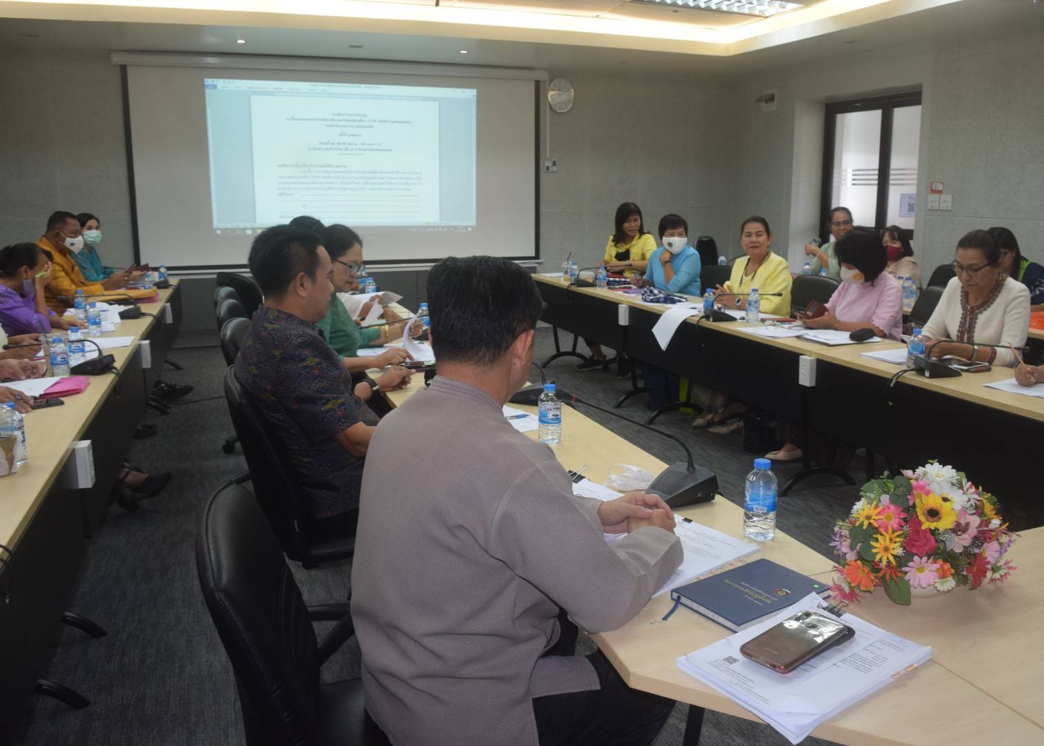? พช.ขอนแก่น : ประชุมชี้แจงแนวทางการดำเนินงานโครงการชุมชนท่องเที่ยว OTOP นวัตวิถี ตามข้อเสนอแนะของสำนักงานการตรวจเงินแผ่นดิน ?