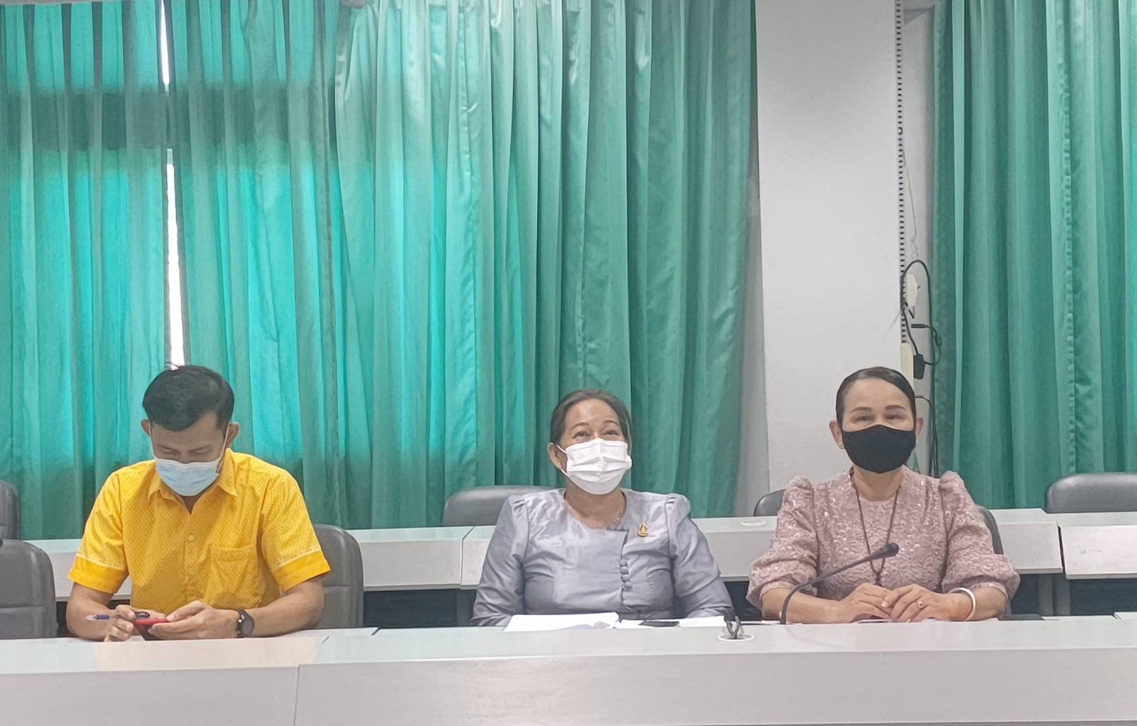 ? พช.ขอนแก่น : ร่วมประชุมคณะอนุกรรมการด้านพิธีเปิดงานเทศกาลไหมนานาชาติ ประเพณีผูกเสี่ยวและงานกาชาด จังหวัดขอนแก่น ประจำปี 2563 ครั้งที่ 1/2563 ?