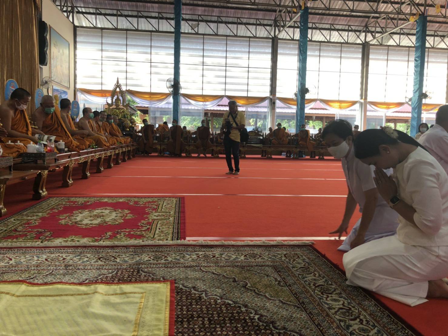 ? พช.ขอนแก่น : ร่วมพิธีสวดพระพุทธมนต์และเจริญจิตตภาวนา เนื่องในวันคล้ายวันสวรรคตพระบาทสมเด็จพระจุลจอมเกล้าเจ้าอยู่หัว 23 ตุลาคม 2563 ?