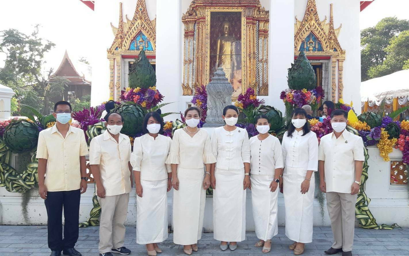 ? พช.ขอนแก่น : ร่วมพิธีสมโภชผ้าพระกฐินพระราชทานกรมการพัฒนาชุมชน ประจำปีพุทธศักราช 2563 ?