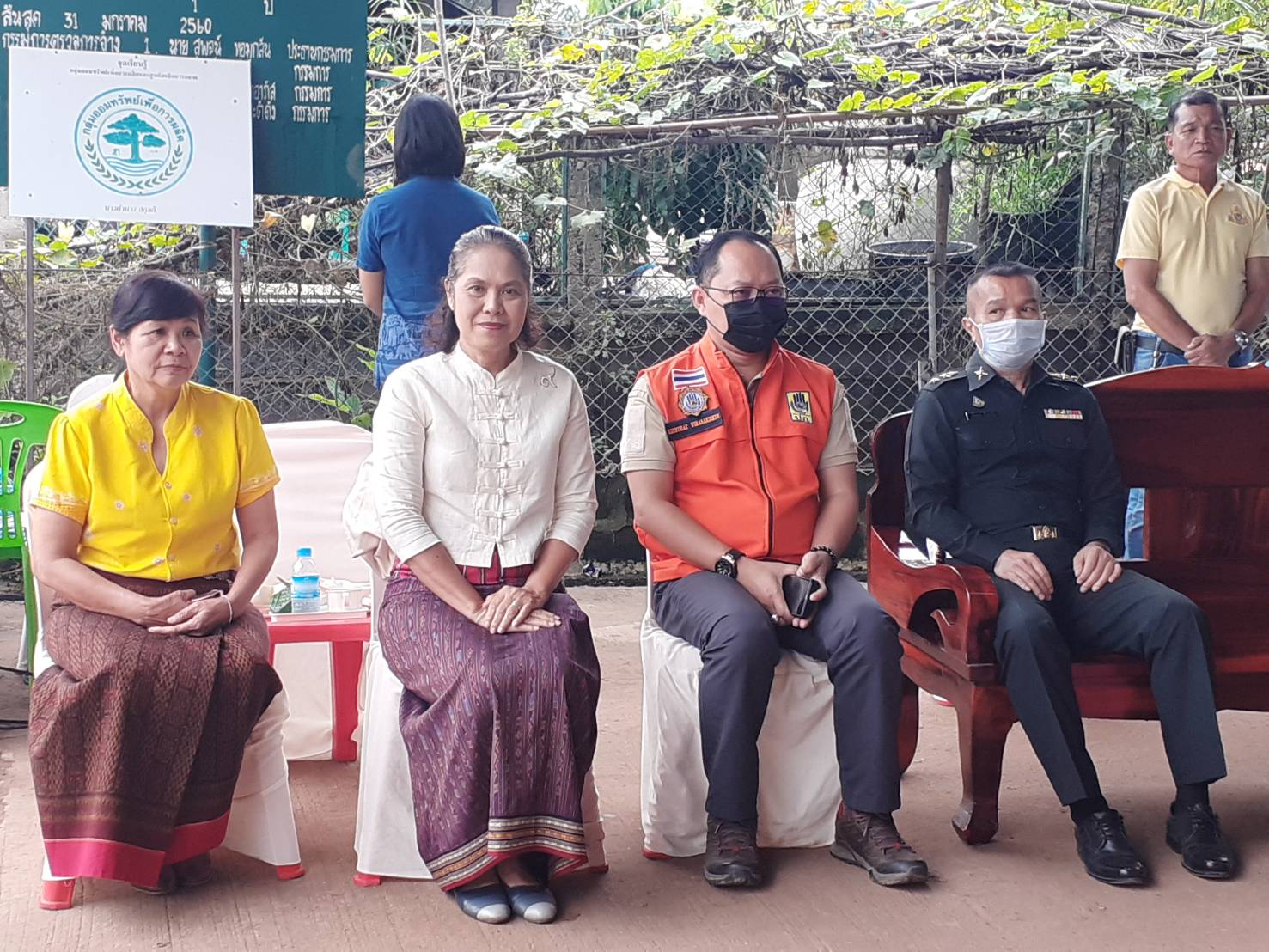 ? พช.ขอนแก่น : ร่วมพิธีเปิดศูนย์จัดการกองทุนชุมชน บ้านหนองแวงใน หมู่ที่ 9 ตำบลหนองมะเขือ อำเภอพล จังหวัดขอนแก่น ?