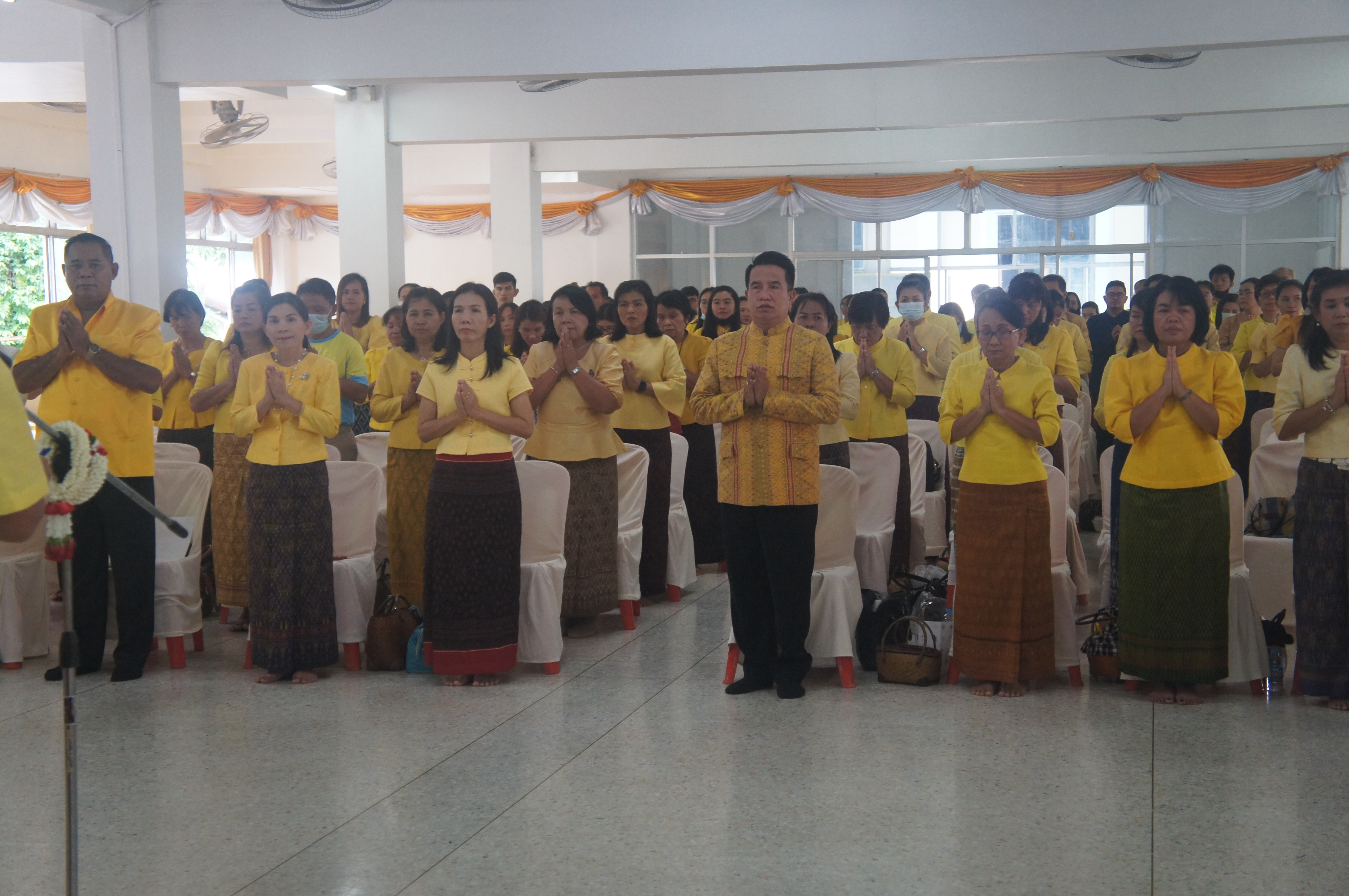 ? พช.ขอนแก่น : จัดกิจกรรมวันคล้ายวันก่อตั้งกรมการพัฒนาชุมชน ประจำปี 2563 ?