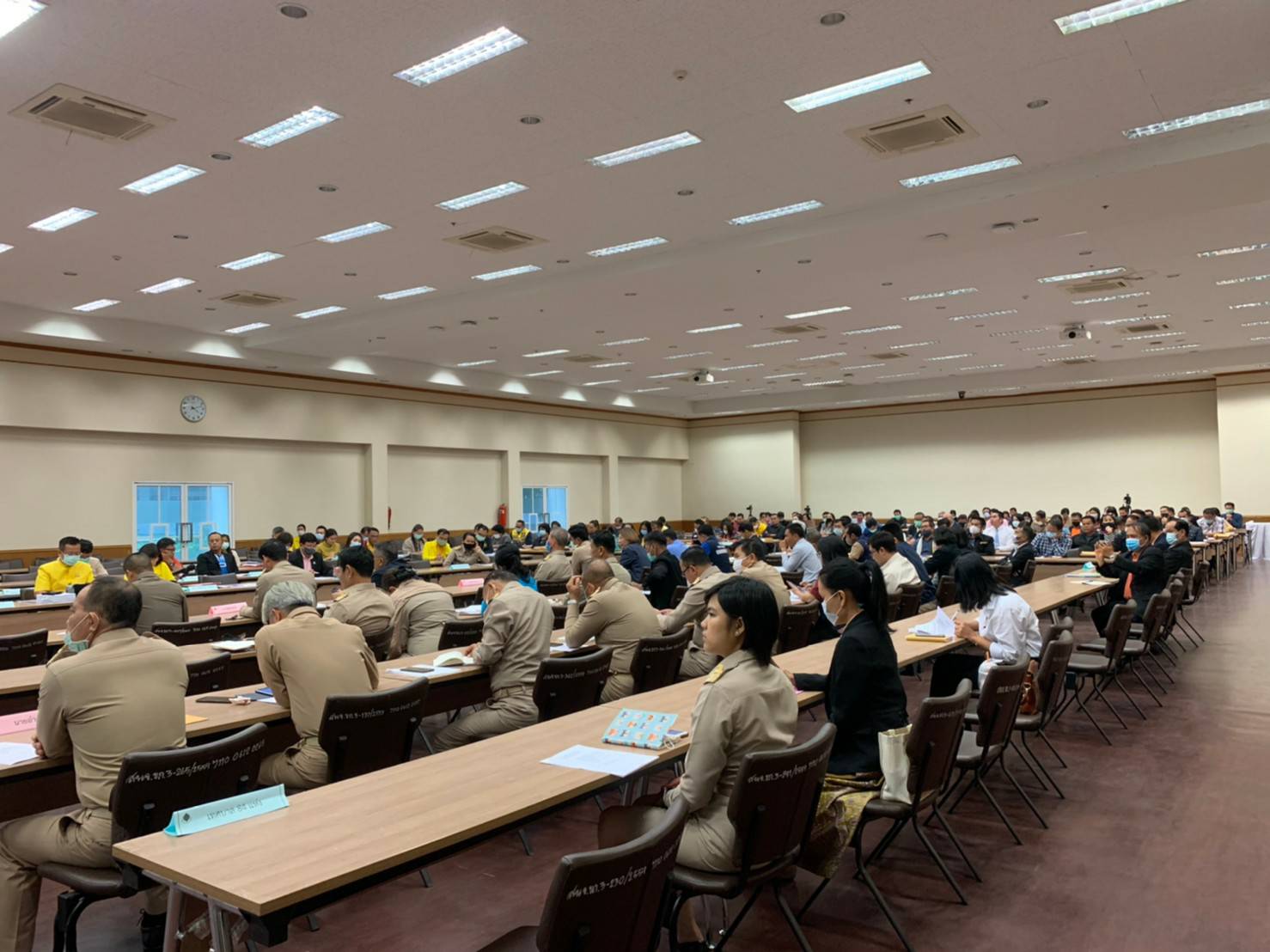 ? พช.ขอนแก่น : ร่วมประชุมรับฟังการชี้แจงการเตรียมการเลือกตั้งองค์การบริหารส่วนจังหวัด?
