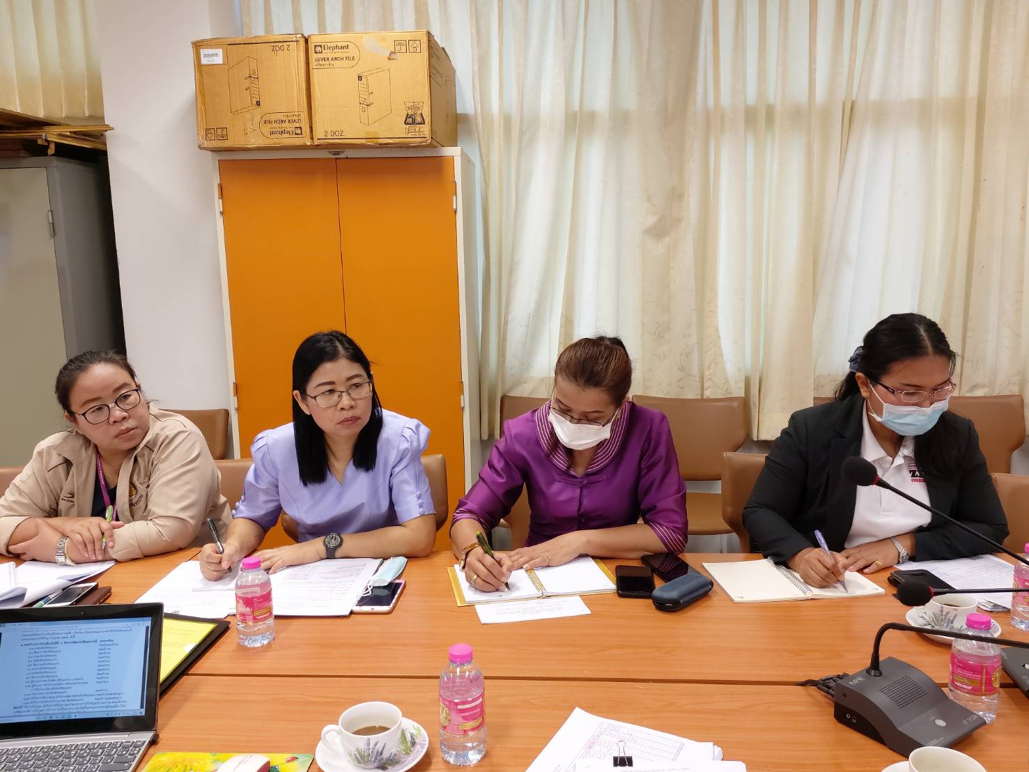 ? พช.ขอนแก่น : ประชุมคณะทำงานชุดปฏิบัติการขับเคลื่อนการแก้ไขปัญหาความยากจน ตามภารกิจใน 5 มิติ ตามโครงการ “คู่เสี่ยว เกี่ยวก้อย แก้จนคนขอนแก่น” ครั้งที่ 1/2563 ?