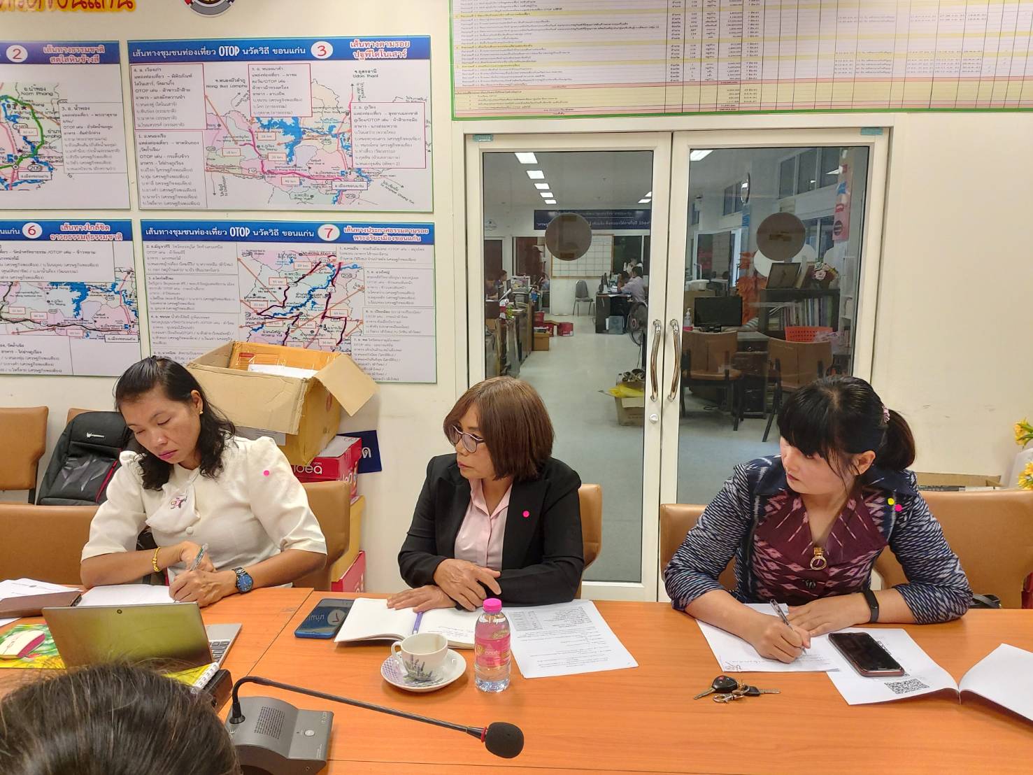 ? พช.ขอนแก่น : ประชุมคณะทำงานชุดปฏิบัติการขับเคลื่อนการแก้ไขปัญหาความยากจน ตามภารกิจใน 5 มิติ ตามโครงการ “คู่เสี่ยว เกี่ยวก้อย แก้จนคนขอนแก่น” ครั้งที่ 1/2563 ?
