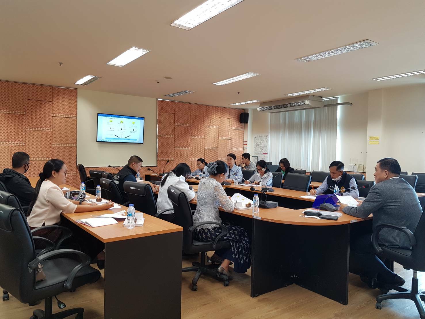 ? พช.ขอนแก่น : ร่วมประชุมหารือ Model การแก้ไขปัญหายาเสพติด อย่างยั่งยืน ?