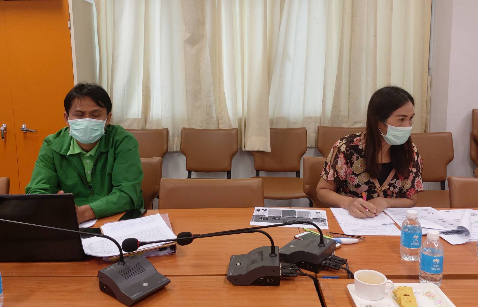 ? พช.ขอนแก่น : ประชุมคณะทำงานชุดปฏิบัติการขับเคลื่อนการแก้ไขปัญหาความยากจน ตามภารกิจใน 5 มิติ ตามโครงการ “คู่เสี่ยว เกี่ยวก้อย แก้จนคนขอนแก่น” ?