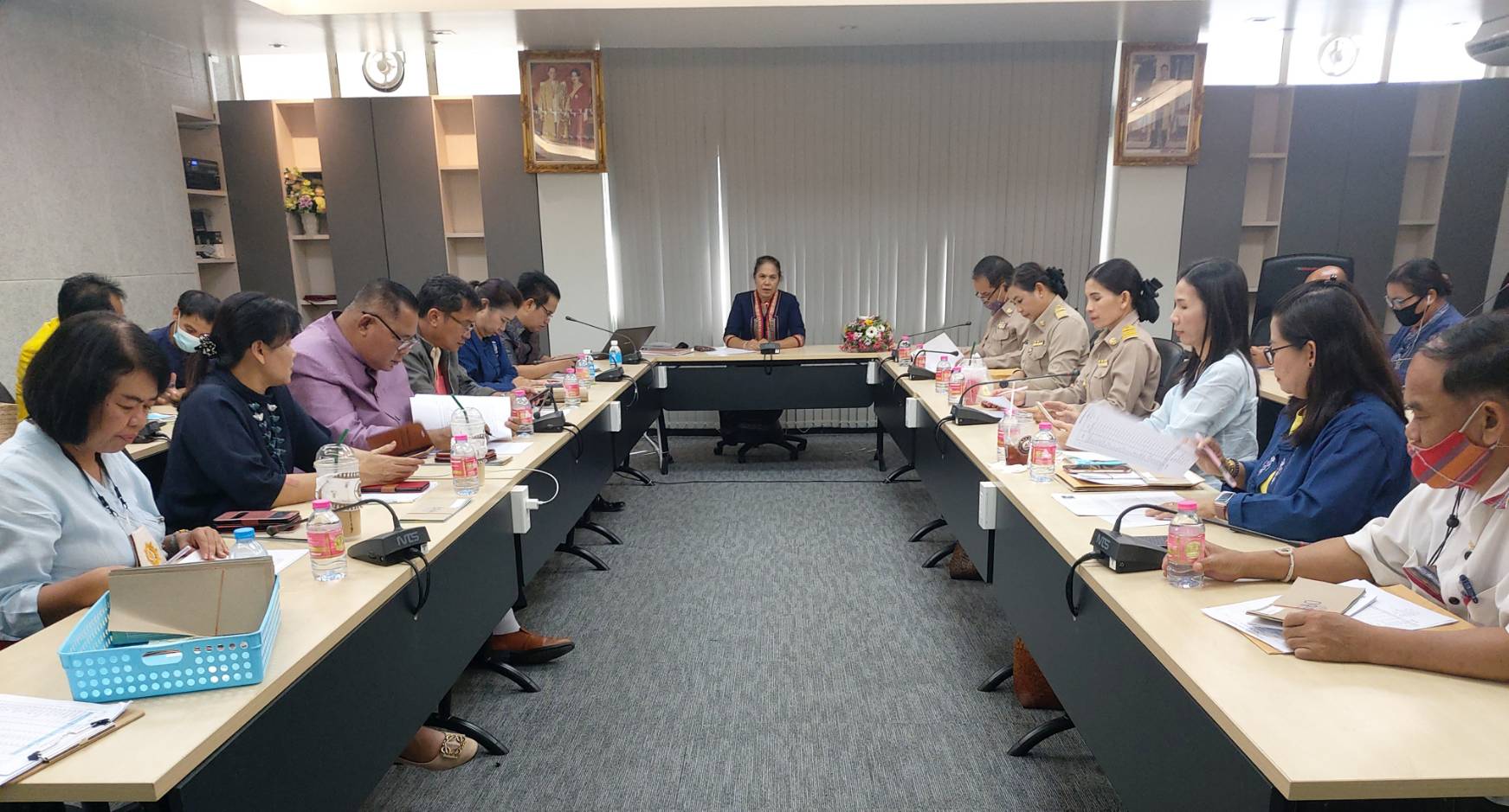? พช.ขอนแก่น : ประชุมเตรียมความพร้อมพิธีลงนาม MOU การขับเคลื่อนโครงการ “คู่เสี่ยว เกี่ยวก้อย แก้จนคนขอนแก่น” ?