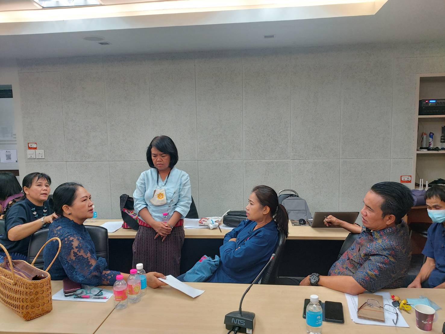 ? พช.ขอนแก่น : ประชุมเตรียมความพร้อมพิธีลงนาม MOU การขับเคลื่อนโครงการ “คู่เสี่ยว เกี่ยวก้อย แก้จนคนขอนแก่น” ?