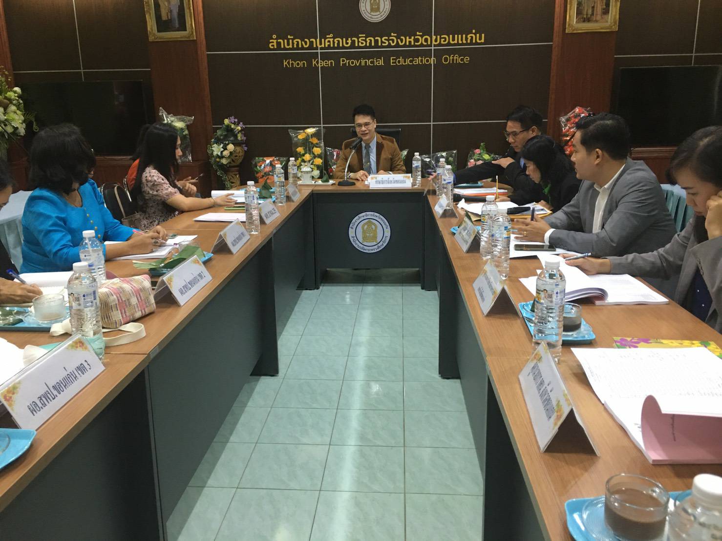 ? พช.ขอนแก่น : ประชุมคณะทำงานชุดปฏิบัติการขับเคลื่อนการแก้ไขปัญหาความยากจน ตามภารกิจใน 5 มิติ ตามโครงการ “คู่เสี่ยว เกี่ยวก้อย แก้จนคนขอนแก่น” ?