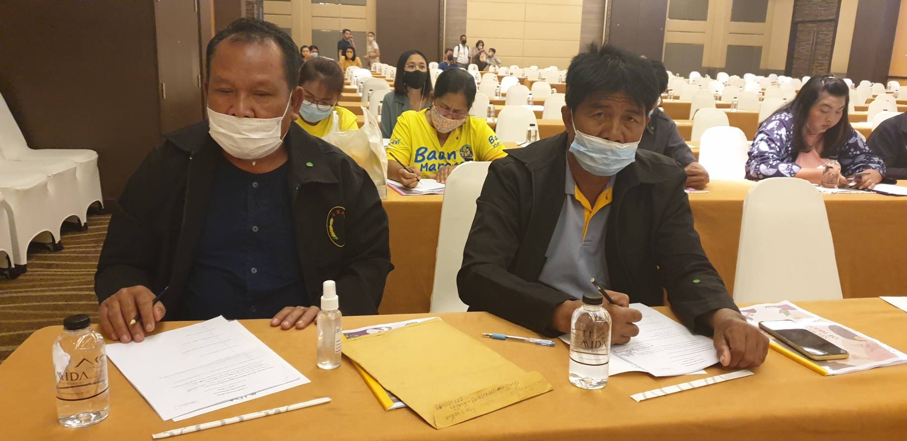 ? พช.ขอนแก่น : ร่วมประชุมเชิงปฏิบัติการ (Work shop) โครงการพัฒนาศักยภาพชุมชนท่องเที่ยว OTOP นวัตวิถี กิจกรรมยกระดับและพัฒนาเพื่อจำหน่ายให้นักท่องเที่ยว (ผลิตภัณฑ์คลัสเตอร์สมุนไพรที่ไม่ใช่อาหาร) ?