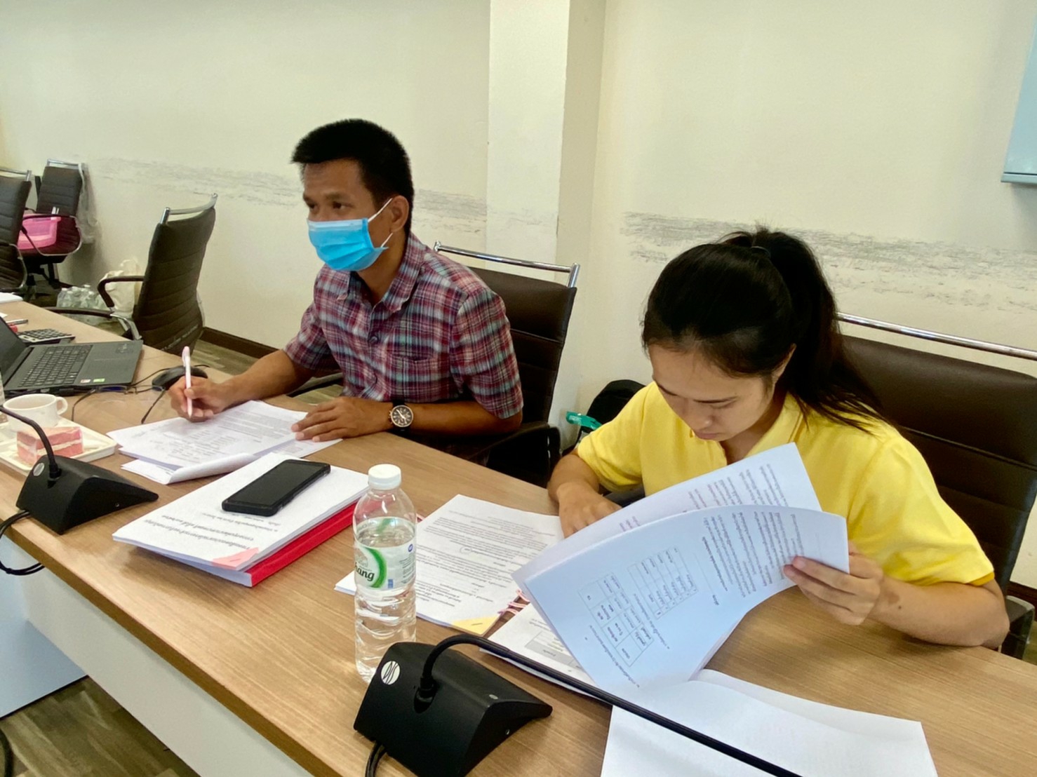? พช.ขอนแก่น : ร่วมประชุมคณะอนุกรรมการบริหารกองทุนพัฒนาบทบาทสตรี จังหวัดขอนแก่น ครั้งที่ 10/2563?