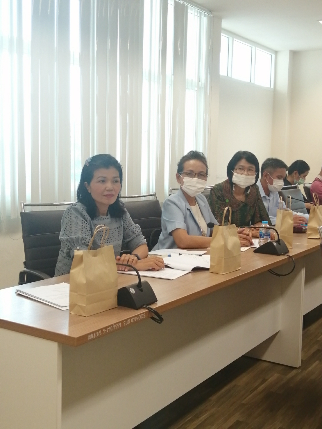 ? พช.ขอนแก่น : ร่วมประชุมเตรียมการจัดกิจกรรมแฟชั่นโชว์ผ้าไหม “ครอบครัวไหม” ในงานเทศกาลไหมนานาชาติฯ ประจำปี 2563 ?