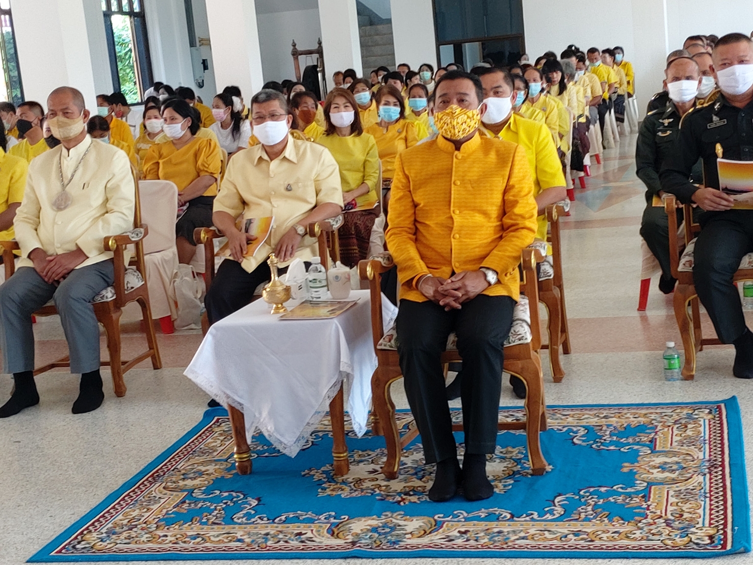 ? พช.ขอนแก่น : ร่วมพิธีเจริญพระพุทธมนต์เพื่อความเป็นสิริมงคลให้กับแผ่นดินและปวงชนชาวไทยทุกหมู่เหล่า ในโอกาสวันชาติ และวันพ่อแห่งชาติ 5 ธันวาคม 2563 ?