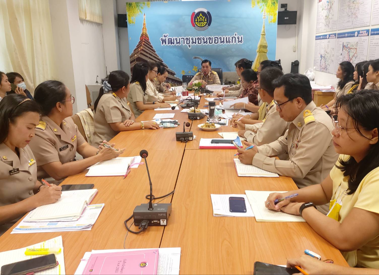 ? พช.ขอนแก่น : ประชุมวางแผนขับเคลื่อนงานตามนโยบายกรมการพัฒนาชุมชน และงานนโยบายผู้ว่าราชการจังหวัดขอนแก่น ประจำปีงบประมาณ 2564 ?