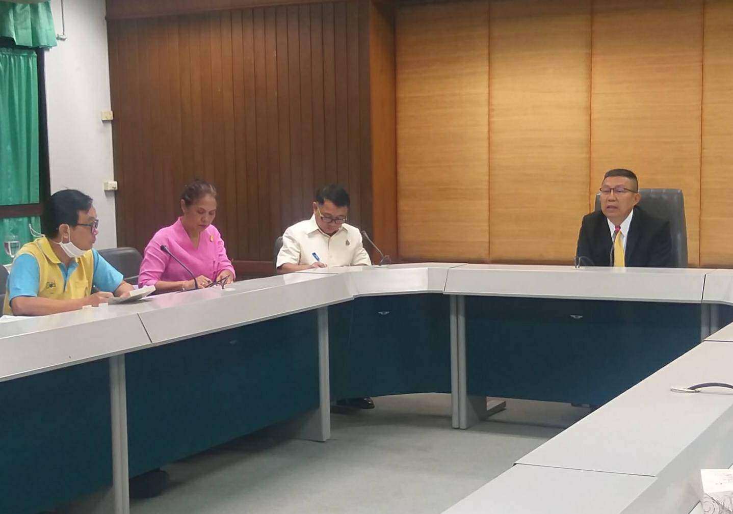 ? พช.ขอนแก่น : ร่วมประชุมคณะกรรมการติดตามและกำกับดูแลการดำเนินการพัฒนาคุณภาพการบริหารจัดการภาครัฐ ครั้งที่ 4/2563 ?