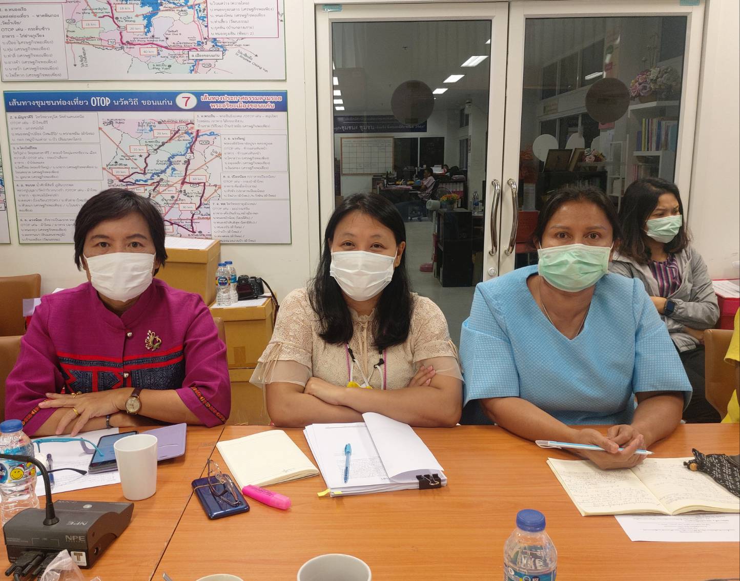 ? พช.ขอนแก่น : ร่วมประชุมรับฟังการชี้แจงการขับเคลื่อนโครงการพัฒนาพื้นที่ต้นแบบการพัฒนาคุณภาพชีวิต ประยุกต์สู่ “โคก หนอง นาโมเดล ผ่านระบบวีดีทัศน์ทางไกล Vedio Conference?