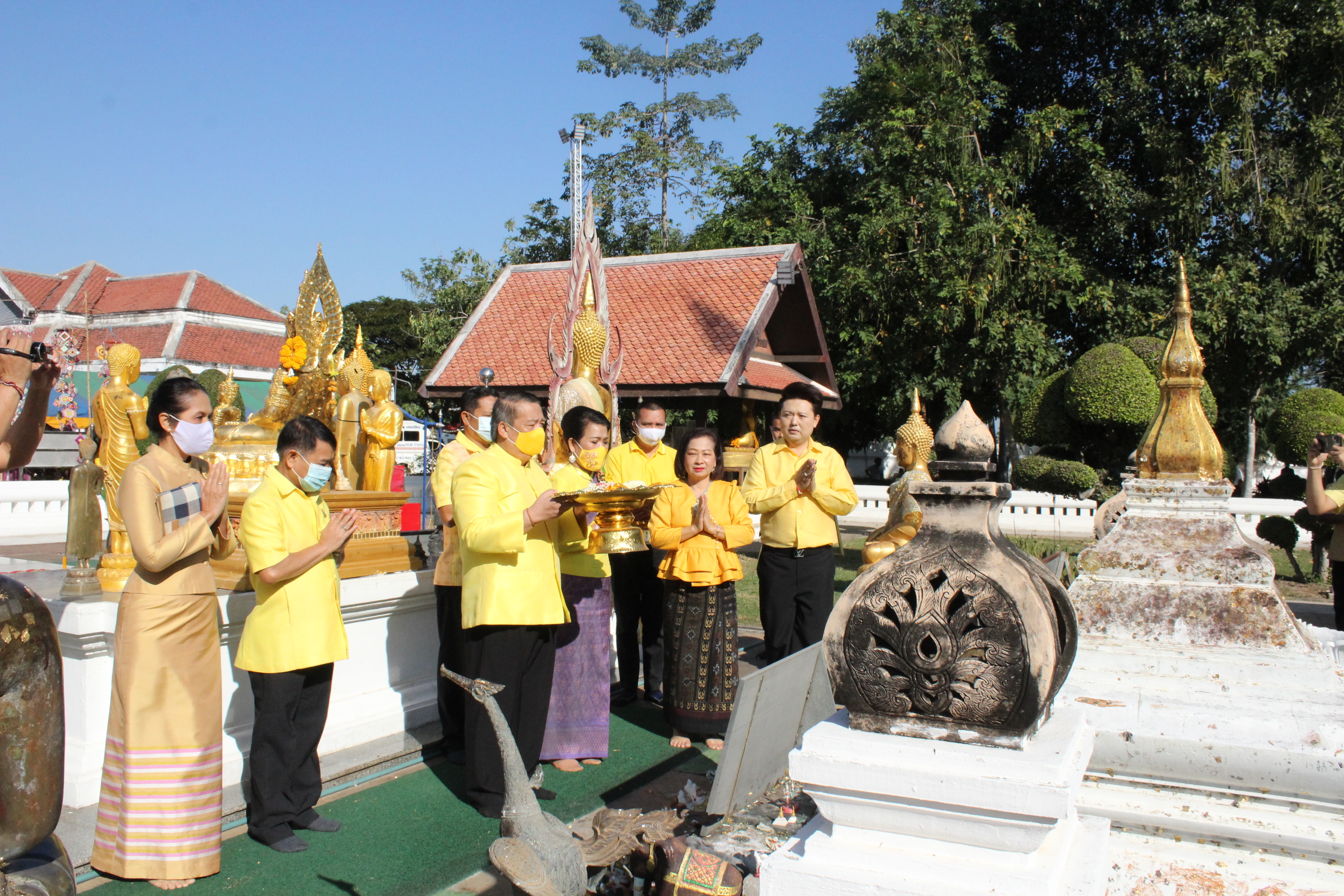 ? พช.ขอนแก่น : ร่วมพิธีบวงสรวงองค์พรธาตุขามแก่น สิ่งศักดิ์สิทธิ์คู่บ้านคู่เมืองจังหวัดขอนแก่น ?